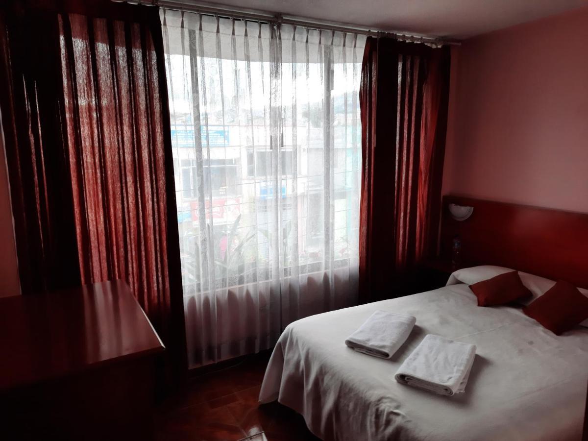 Hostal Sauna Water Palace Quito Zewnętrze zdjęcie